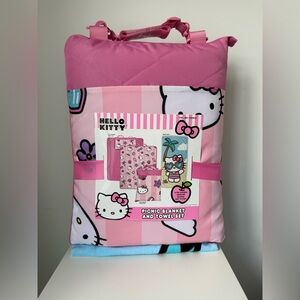 New Hello Kitty Costco Picnic Blanket & Beach Towel Set Pink Outdoor Quilted Bag